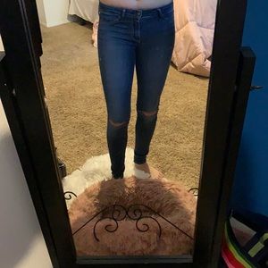 BOGO FREE 
Hollister Skinny Jeans